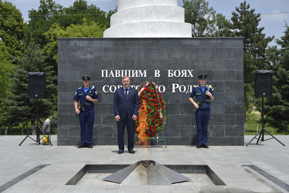 В Адыгее почтили память погибших в годы Великой Отечественной войны