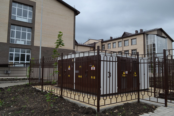 «Россети Кубань» обеспечила электричеством школу в пригороде Майкопа