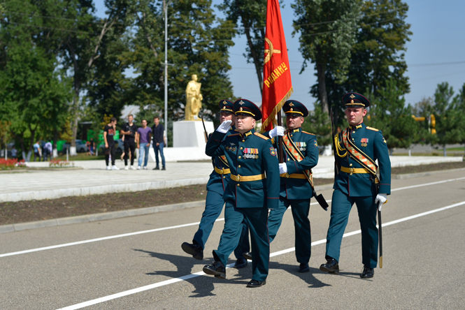 Адыгее передано боевое знамя 95-й Молдавской стрелковой дивизии