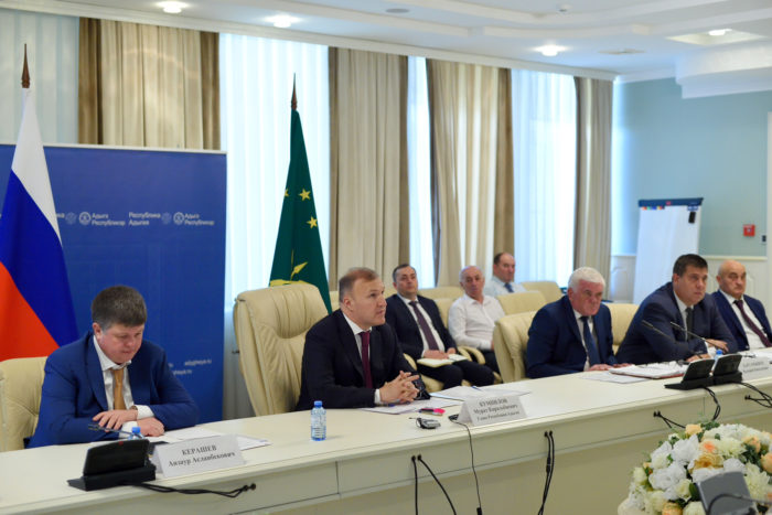 Глава Адыгеи представил вице-премьеру РФ проект реконструкции сетей водоснабжения в Майкопе