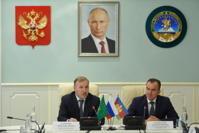 Мурат Кумпилов и Вениамин Кондратьев обсудили развитие сотрудничества Адыгеи и Кубани