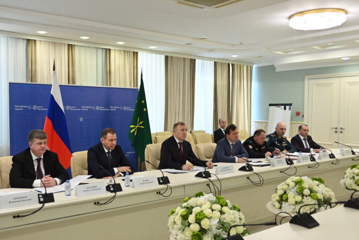 Мурат Кумпилов принял участие в заседании Совета при полпреде Президента России в ЮФО