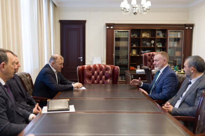 Мурат Кумпилов встретился с членом Президиума Генерального совета «Единой России» Сергеем Горняковым