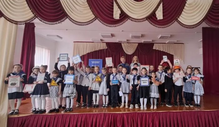 «Россети Юг» напомнили об электробезопасности школьникам Кубани и Адыгеи