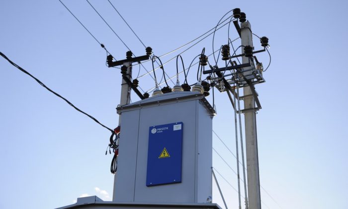 Энергетики Адыгейского филиала «Россети Кубань» с начала года отремонтировали 90 трансформаторных подстанций