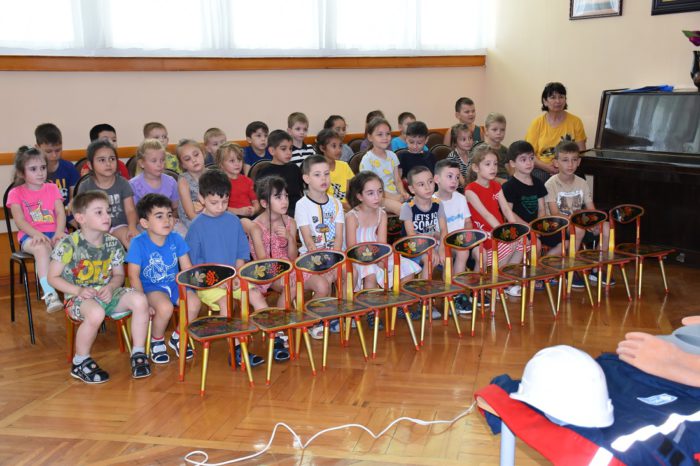 Энергетики «Россети Кубань» акцию «Безопасное электричество» провели для воспитанников детских садов Адыгеи