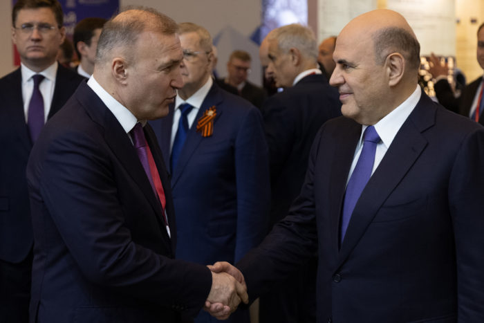 Премьер-министр РФ Михаил Мишустин посетил стенд Адыгеи на КИФ-2026